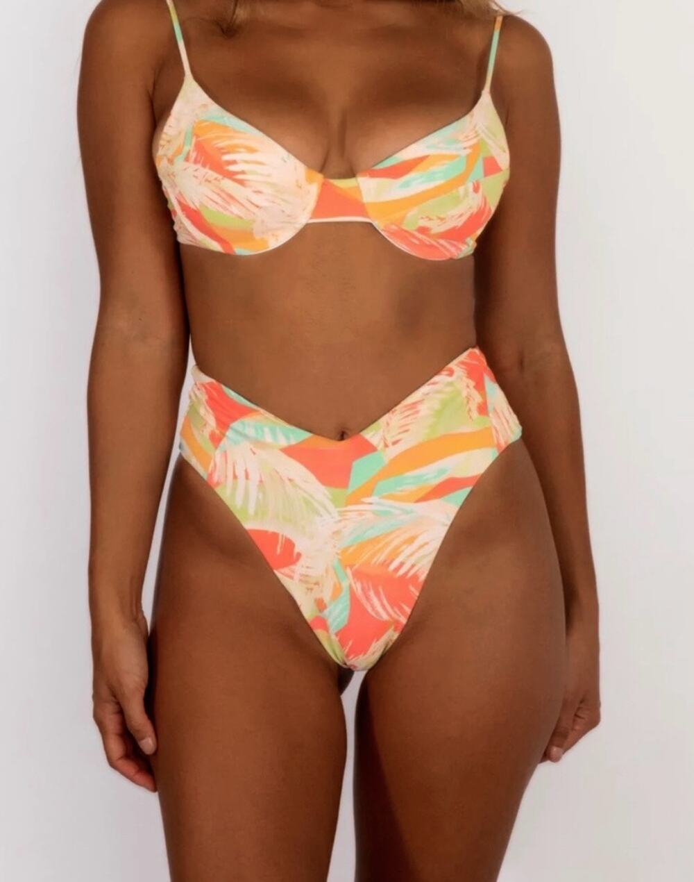 Skatie• ‘Melly’ Bikini Bottom in SUNSET